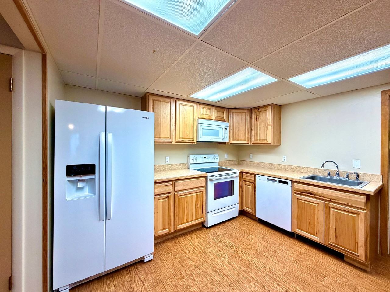 130 Shawnee Dr #B - Photo 6 of 10