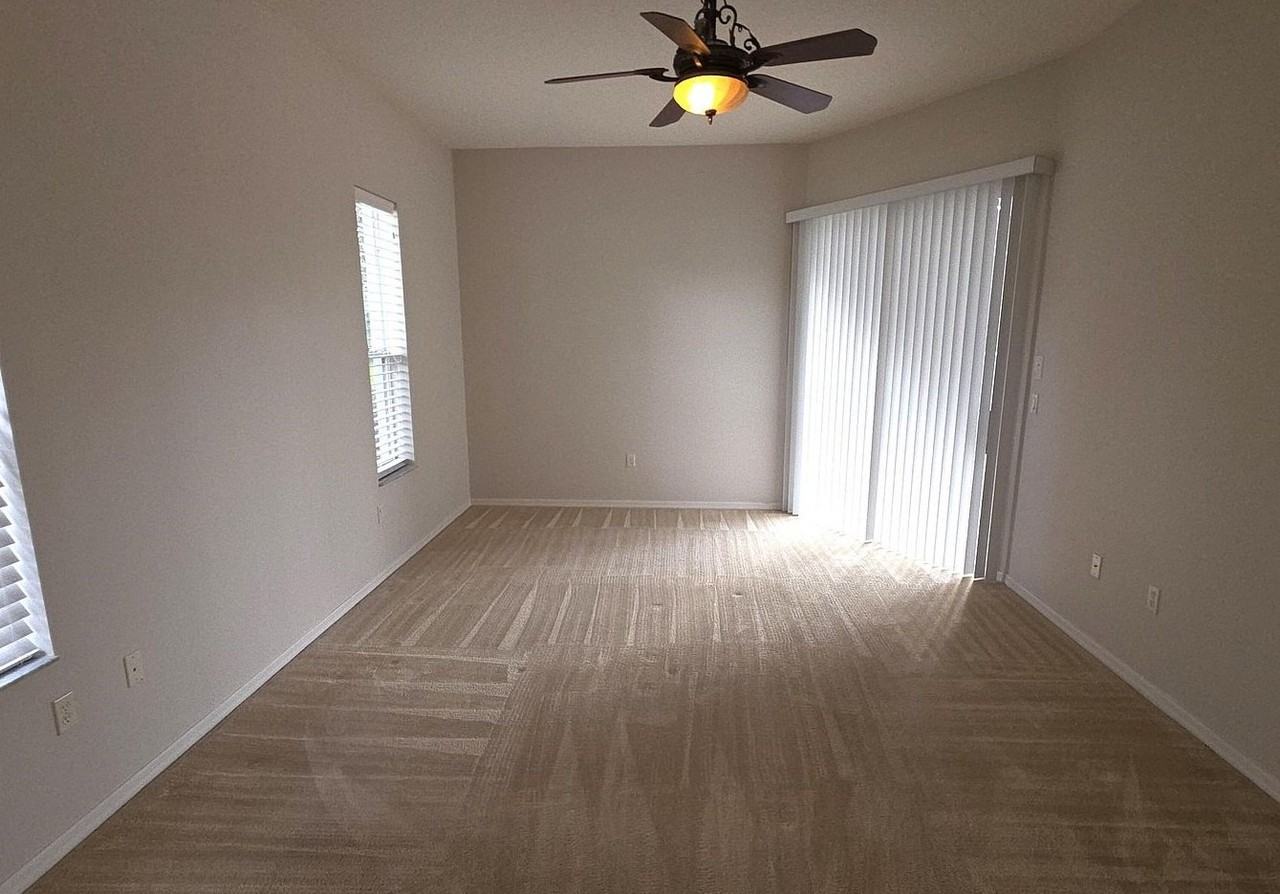 14327 Shea Dr - Photo 2 of 9