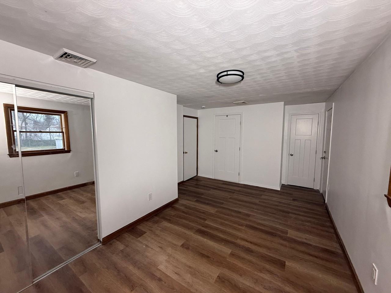 55 N Belgian Rd - Photo 2 of 6