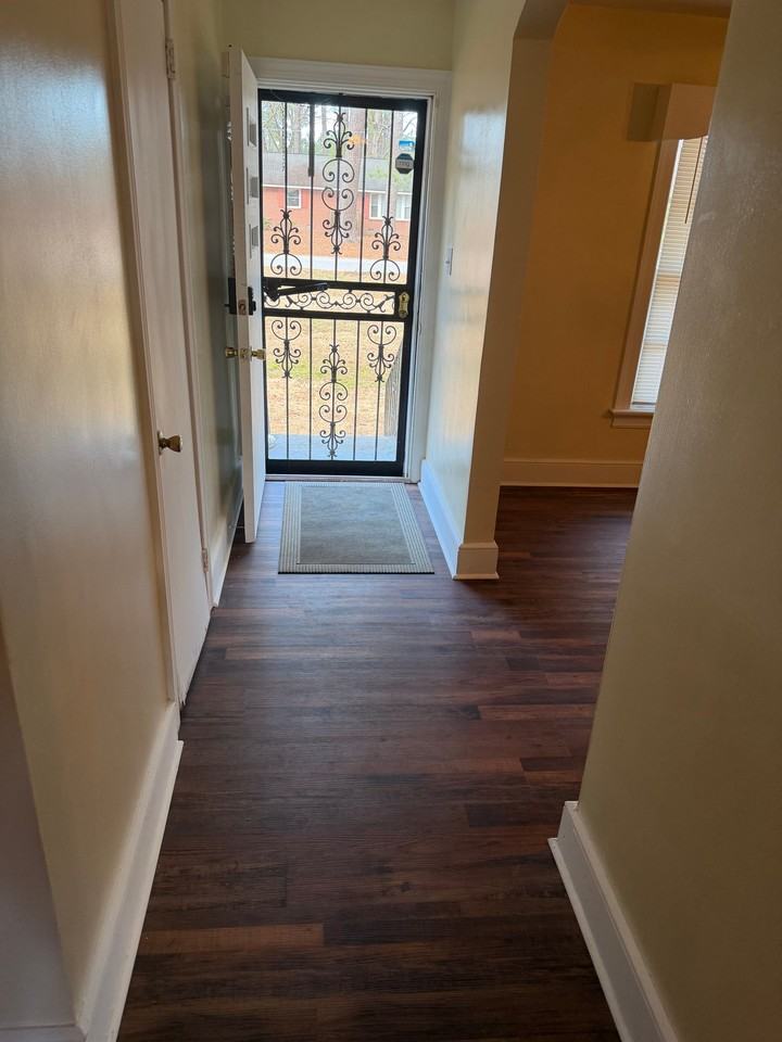 109 Crestview Rd - Photo 7 of 15