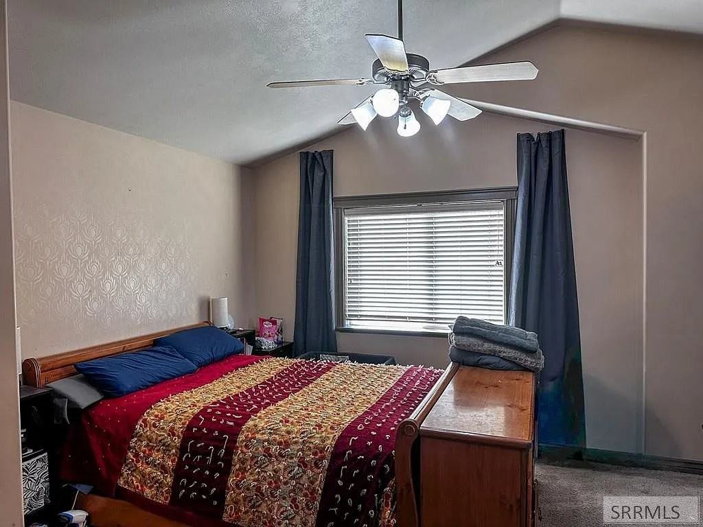 3665 Pearce Dr - Photo 4 of 13