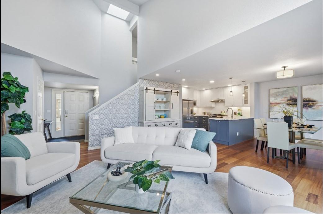 2020 Centennial Dr - Photo 2 of 14