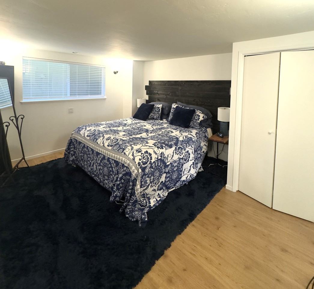 800 Lincoln Ave - Photo 2 of 6