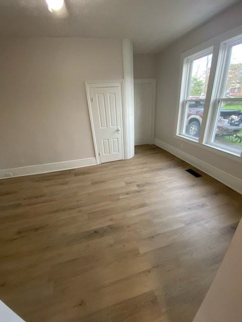 124 Washington Ave - Photo 4 of 6