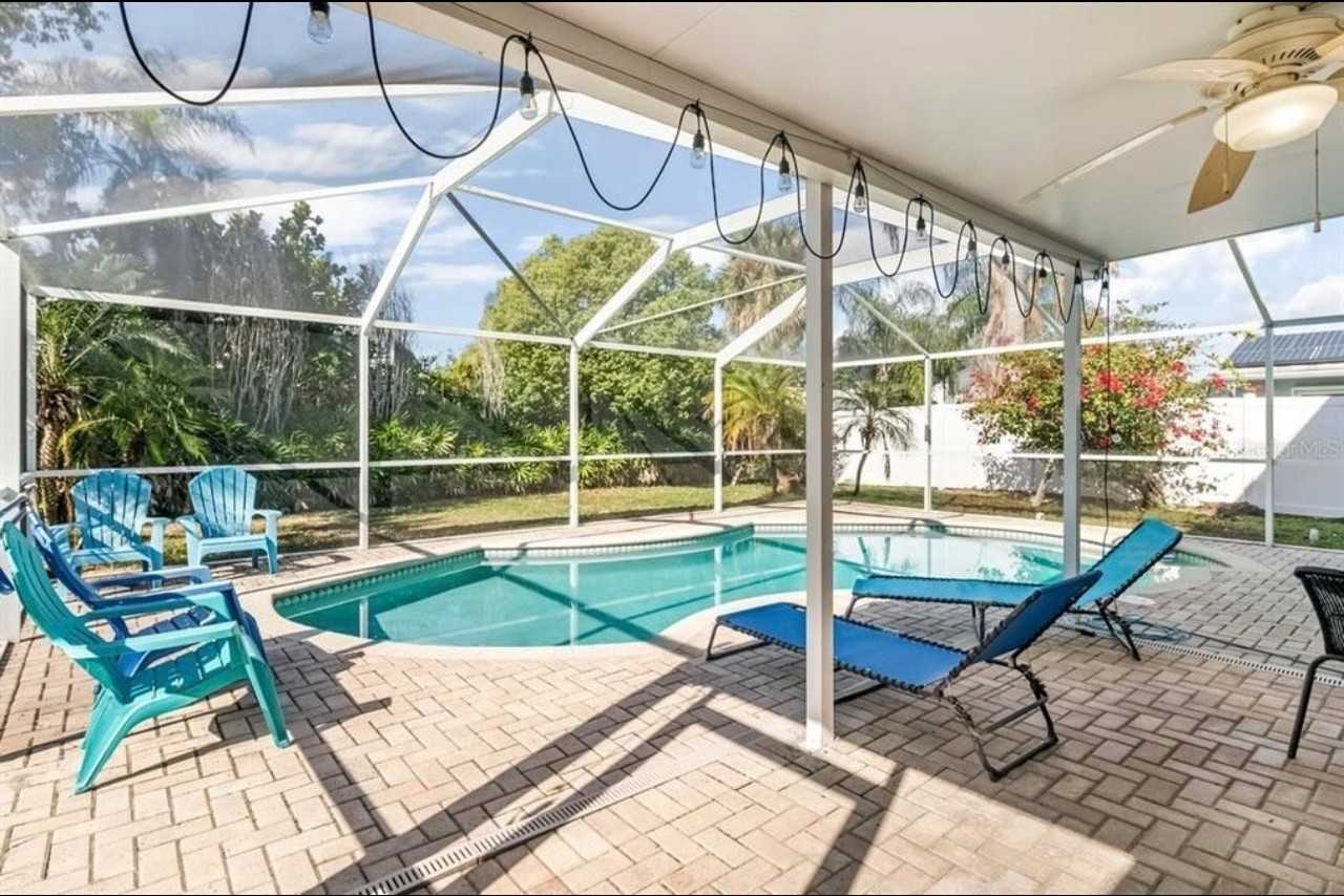 4716 Soapstone Dr - Photo 2 of 10