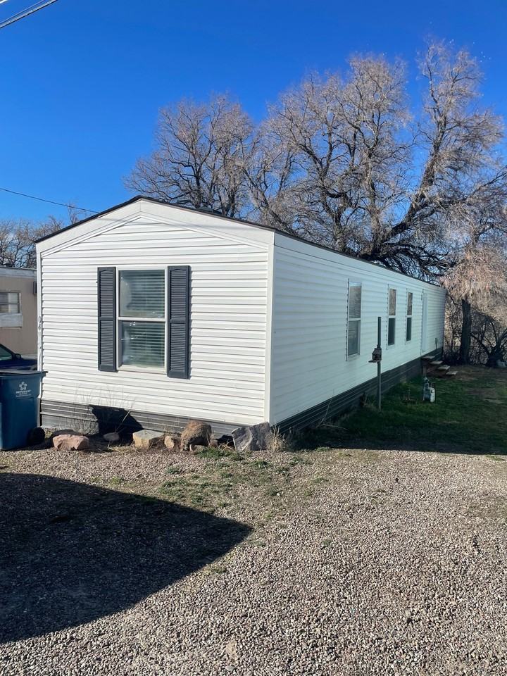 2010 River Dr N #4 - Photo 2 of 10