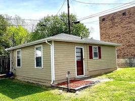 featured image of 1604 E 9th St #B