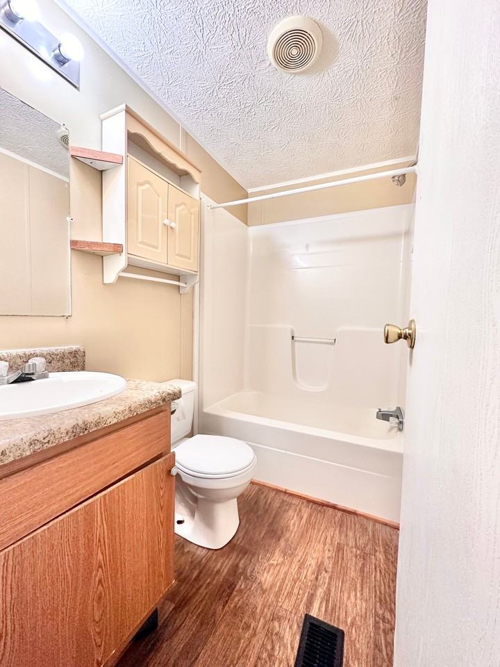 1255 Liberty St #3 - Photo 5 of 8