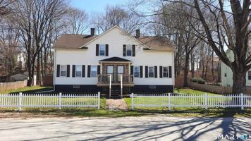 featured image of 21 Community Ave