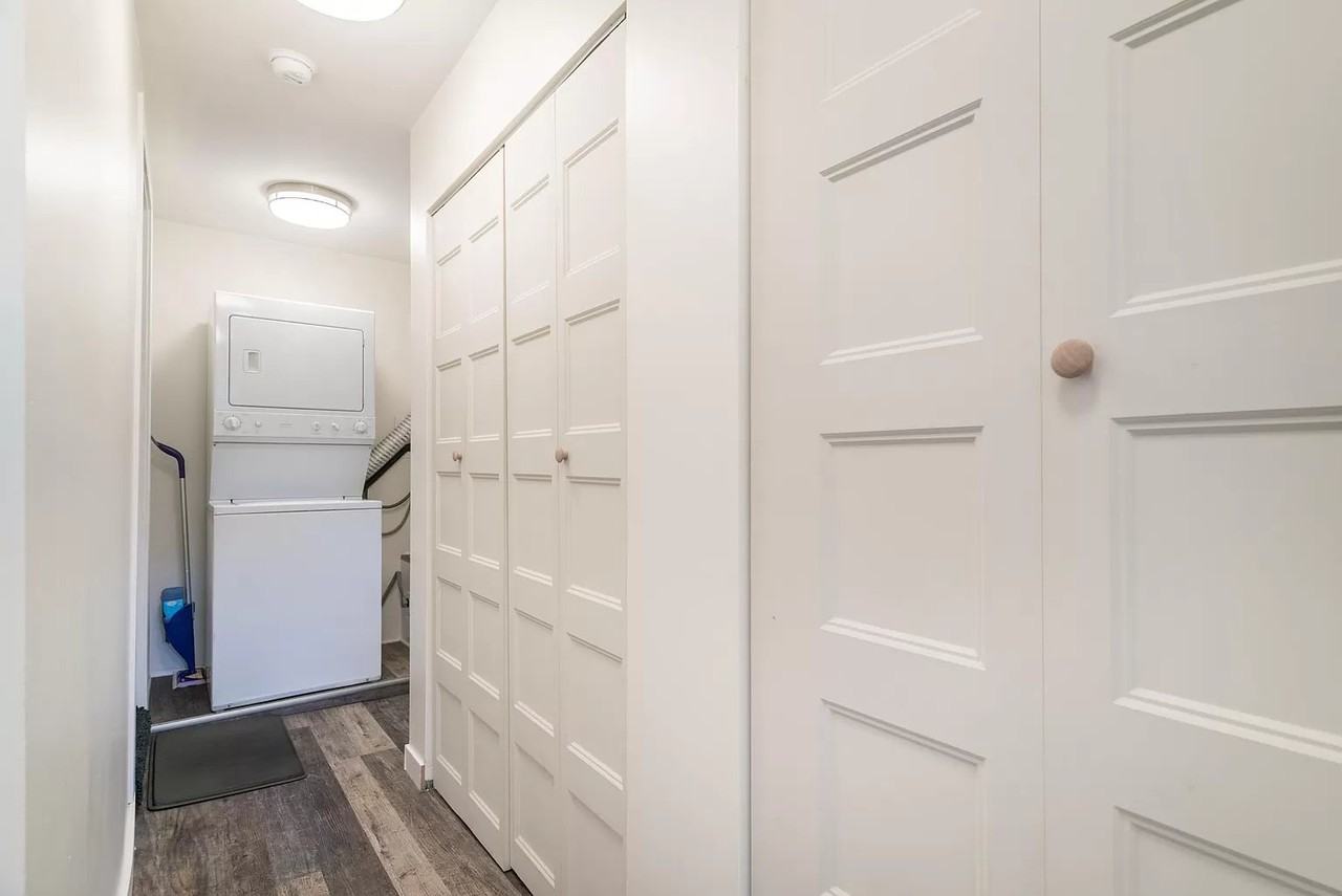 1120 Sw Broadway Dr - Photo 2 of 10