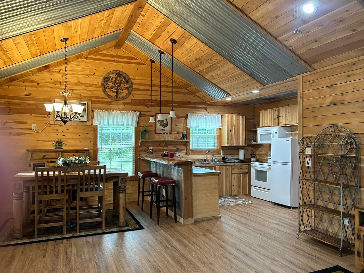 6295 Spring Branch Rd #4 - Photo 4 of 18