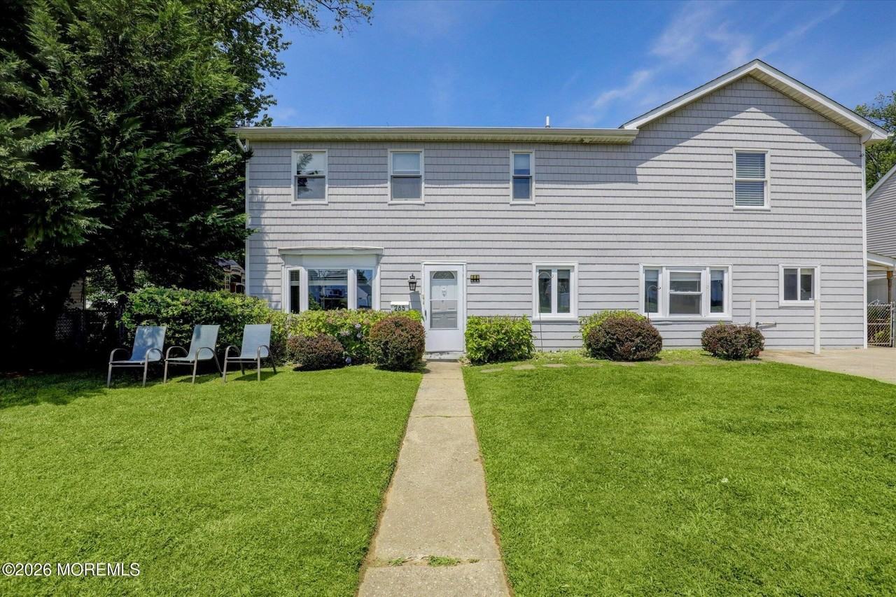 265 Norgrove Ave - Photo 2 of 35