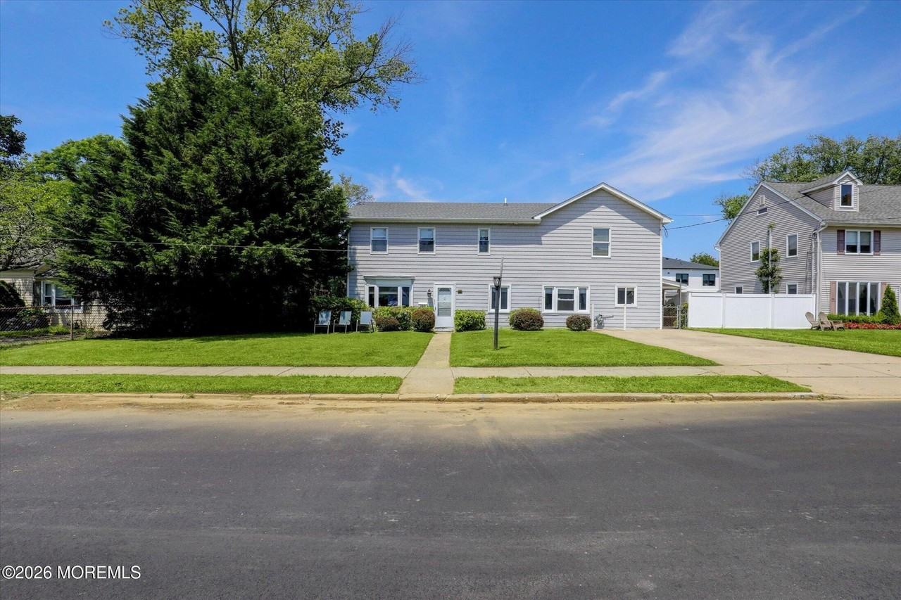 265 Norgrove Ave - Photo 3 of 35