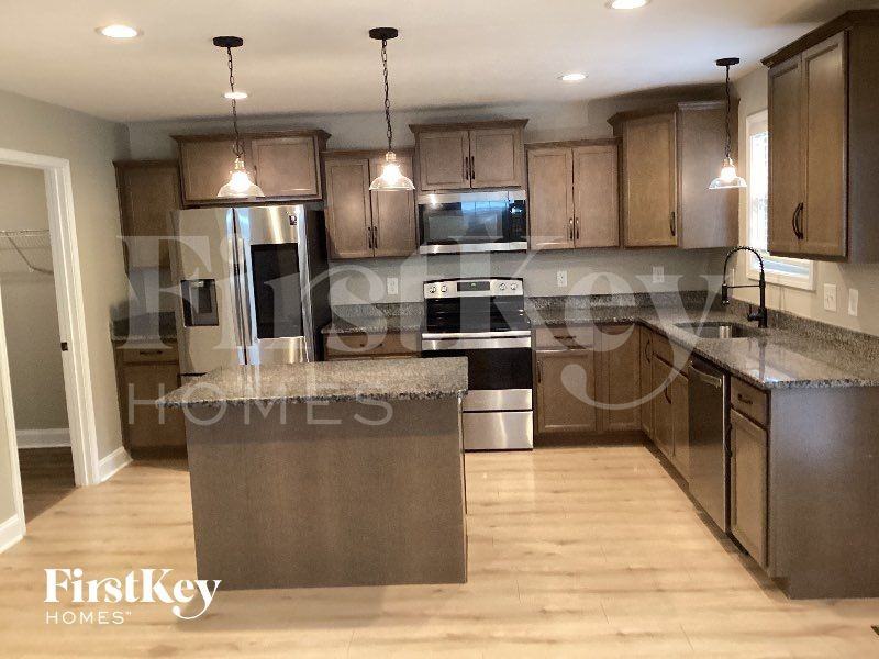 128 Bonnell Dr - Photo 6 of 10