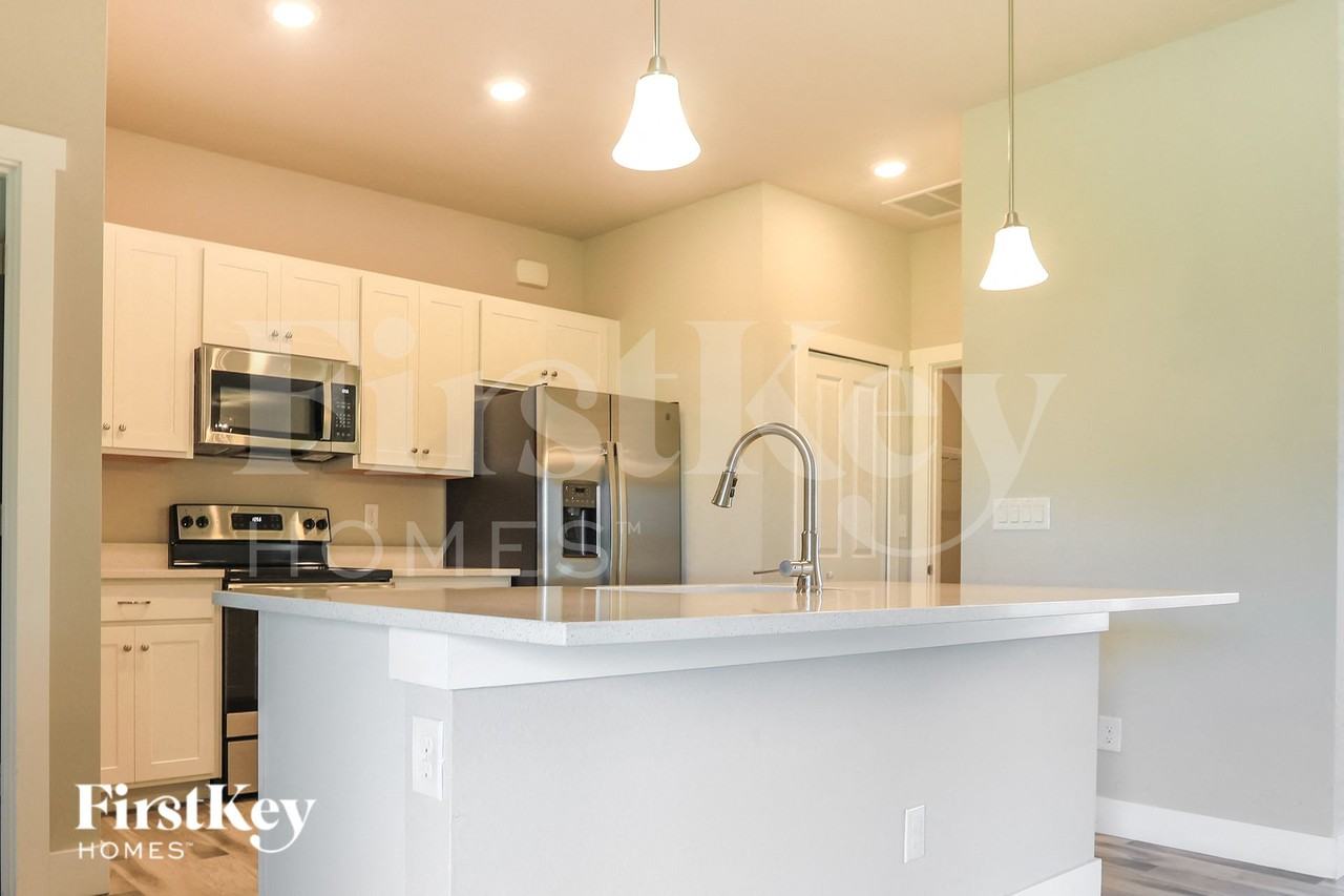 5139 Cromey Rd - Photo 6 of 15