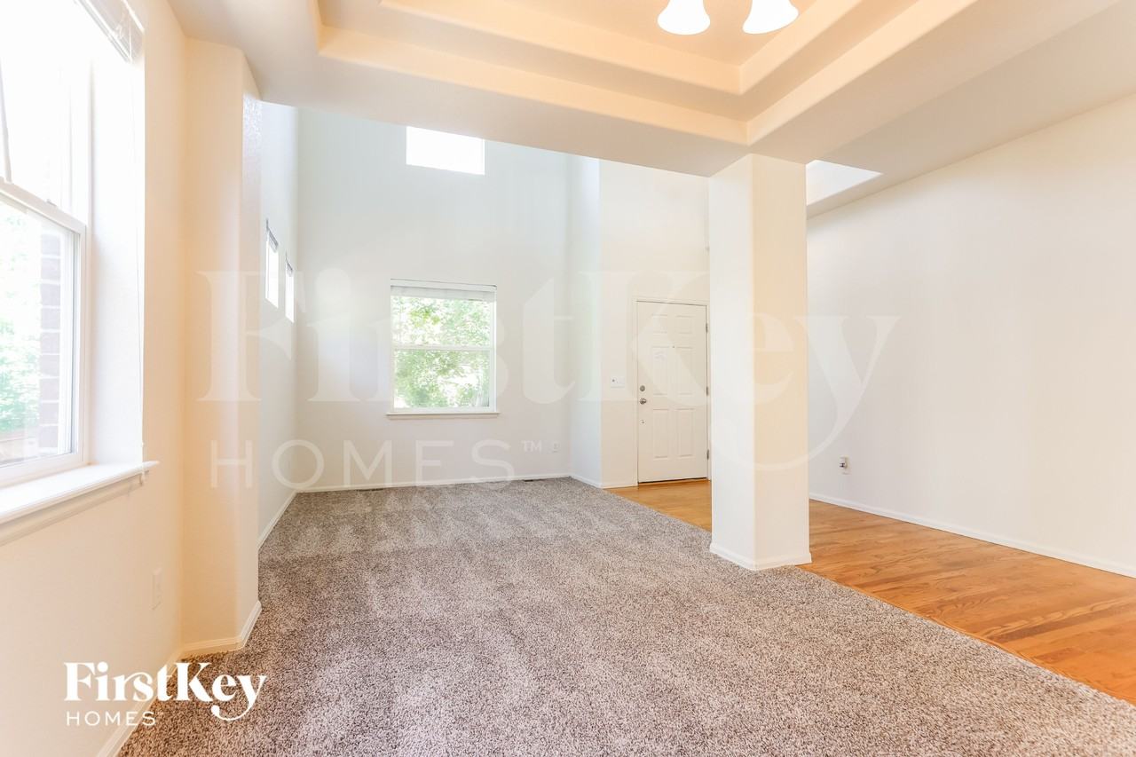 25028 E Canal Pl - Photo 5 of 15