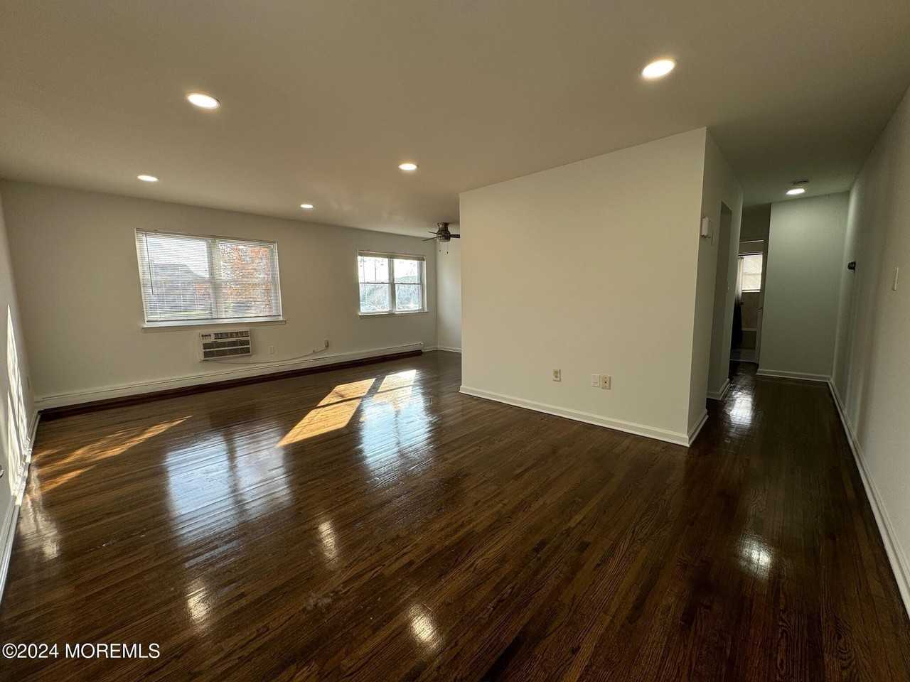 75 Stonehurst Blvd #A - Photo 2 of 12