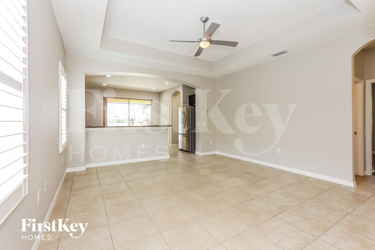 11438 Fort Lauderdale Pl - Photo 2 of 16