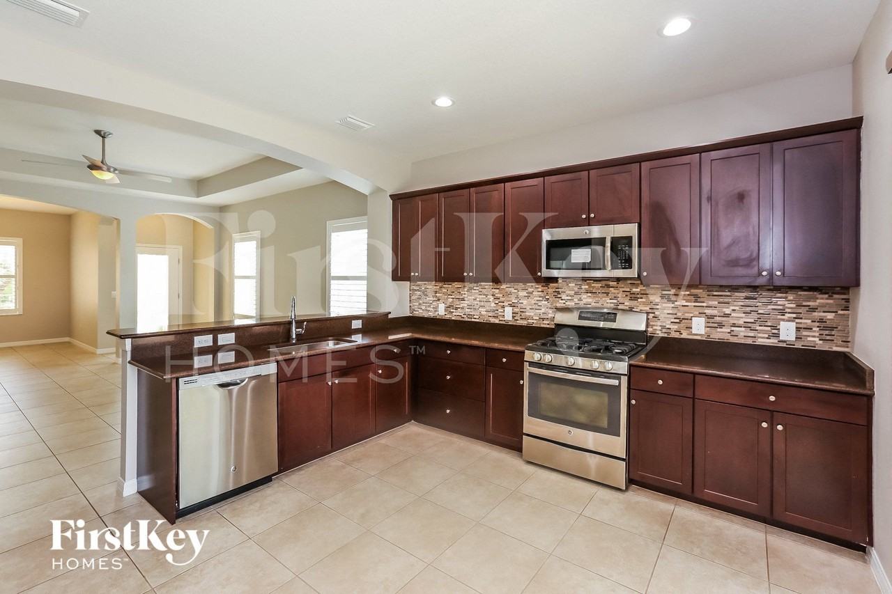 11438 Fort Lauderdale Pl - Photo 5 of 16