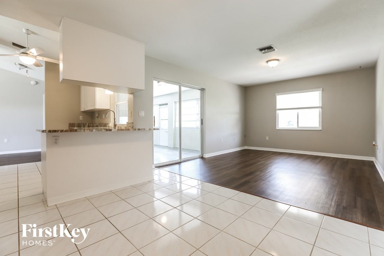 1138 Presque Isle Dr - Photo 6 of 15