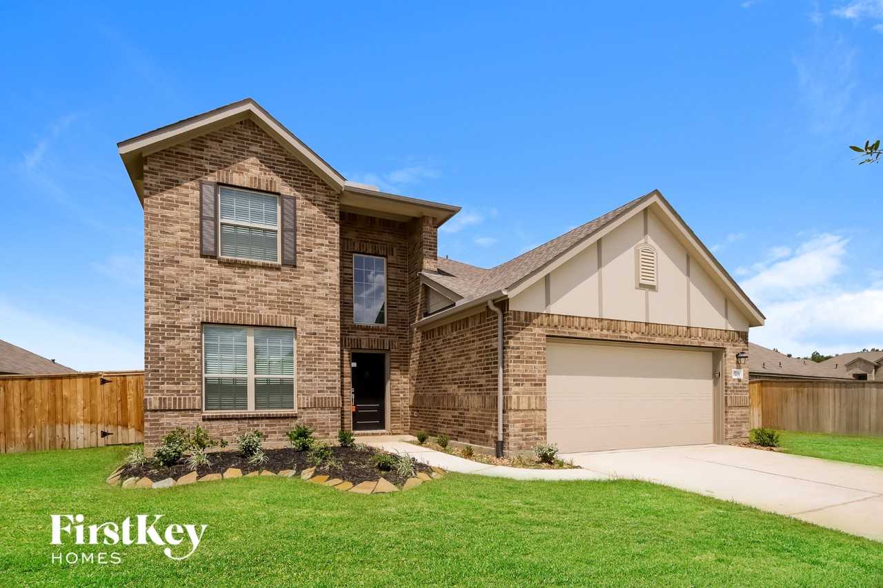 23709 Pagliano Ct - Photo 2 of 15