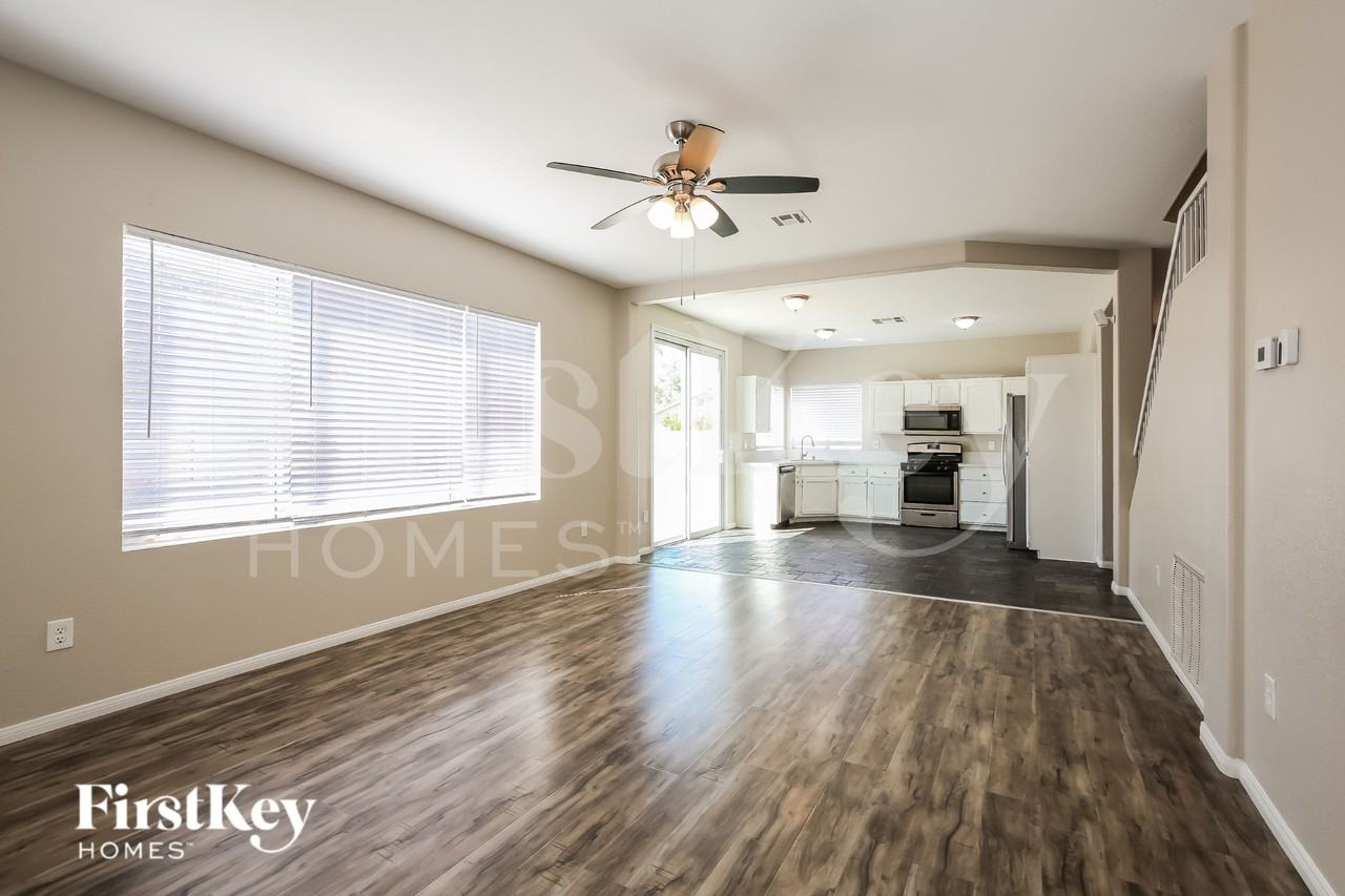 1620 Knoll Heights Ct - Photo 5 of 19