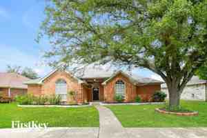 featured image of 1809 Pecan View Dr