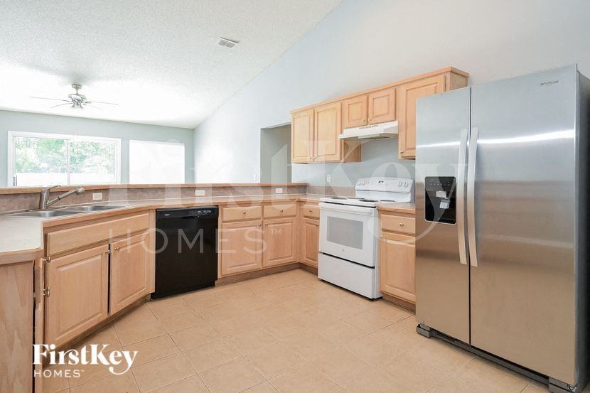 153 Johns Glen Dr - Photo 6 of 15