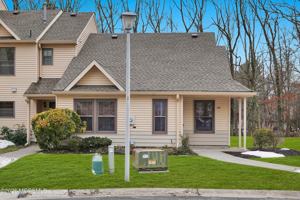 featured image of 138 Aster Ct