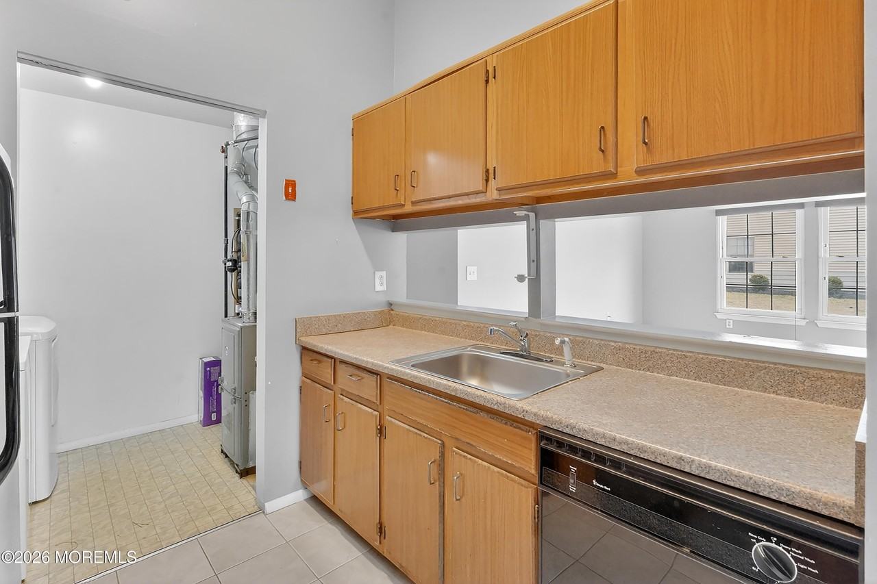 138 Aster Ct - Photo 7 of 16