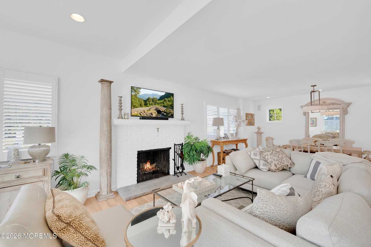 973 Ocean Ave - Photo 2 of 50