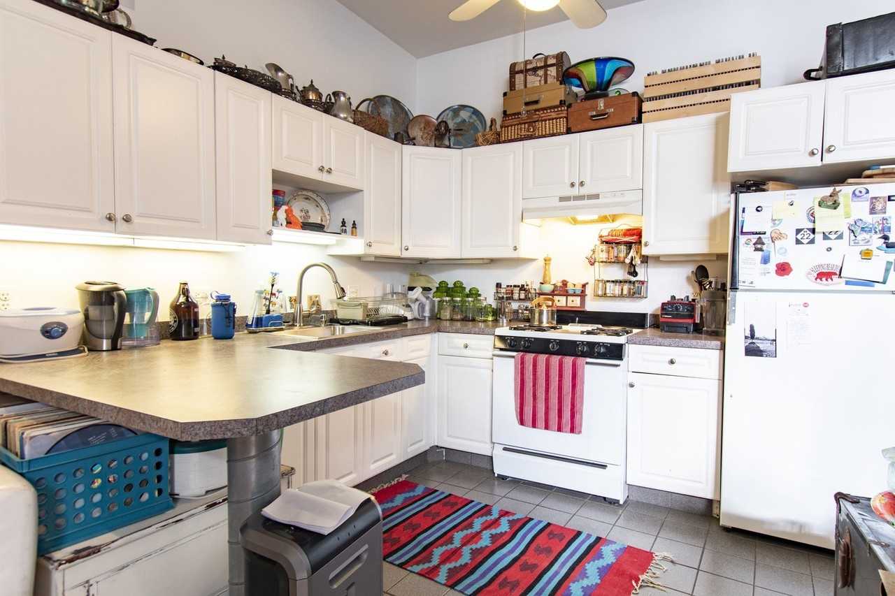 537 Custer Ave #1 - Photo 2 of 9