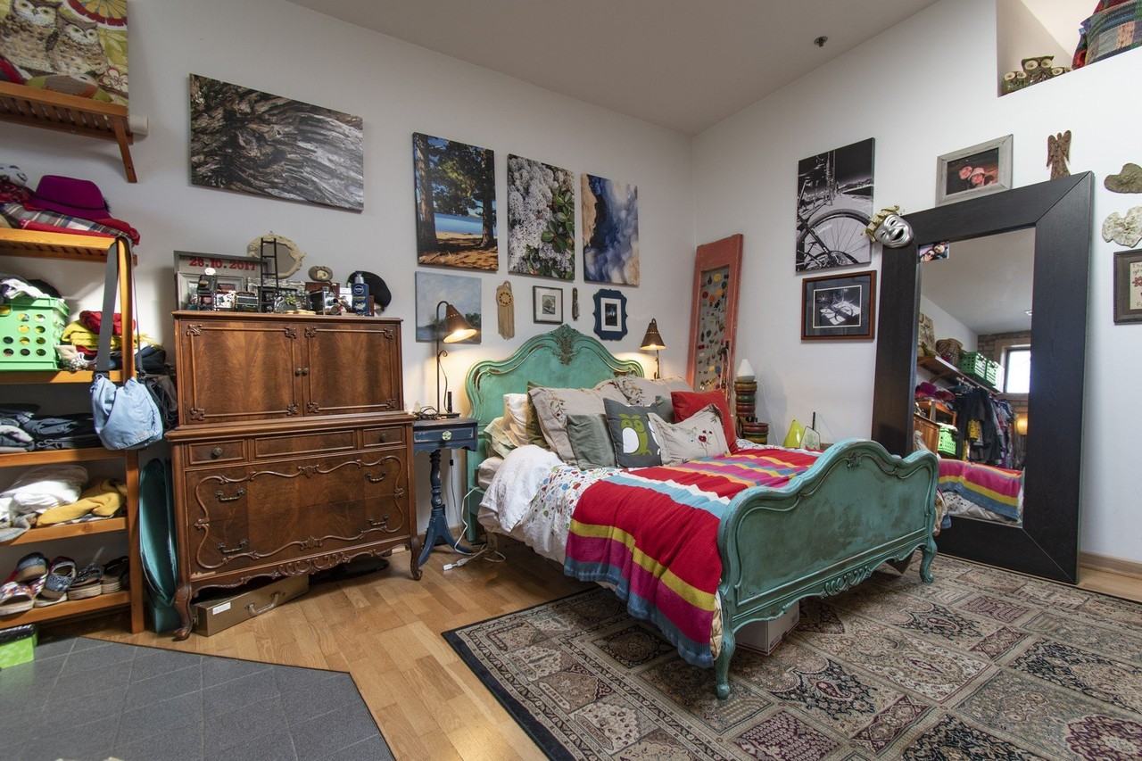 537 Custer Ave #1 - Photo 7 of 9