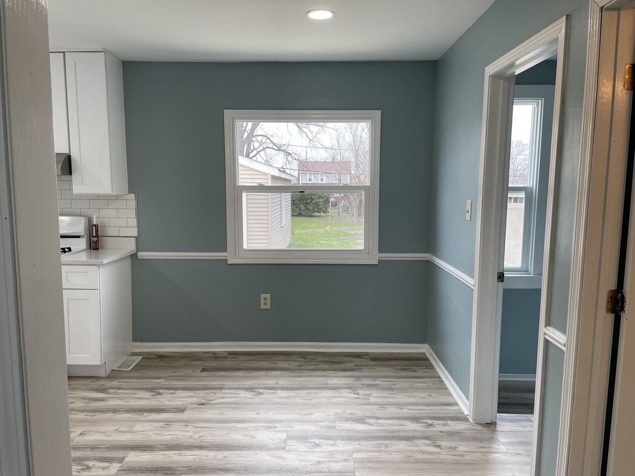 114 E Richmond St - Photo 5 of 18