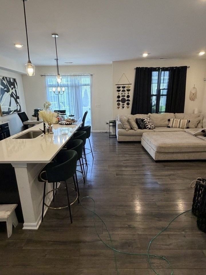 23538 W Bancroft Dr - Photo 5 of 13