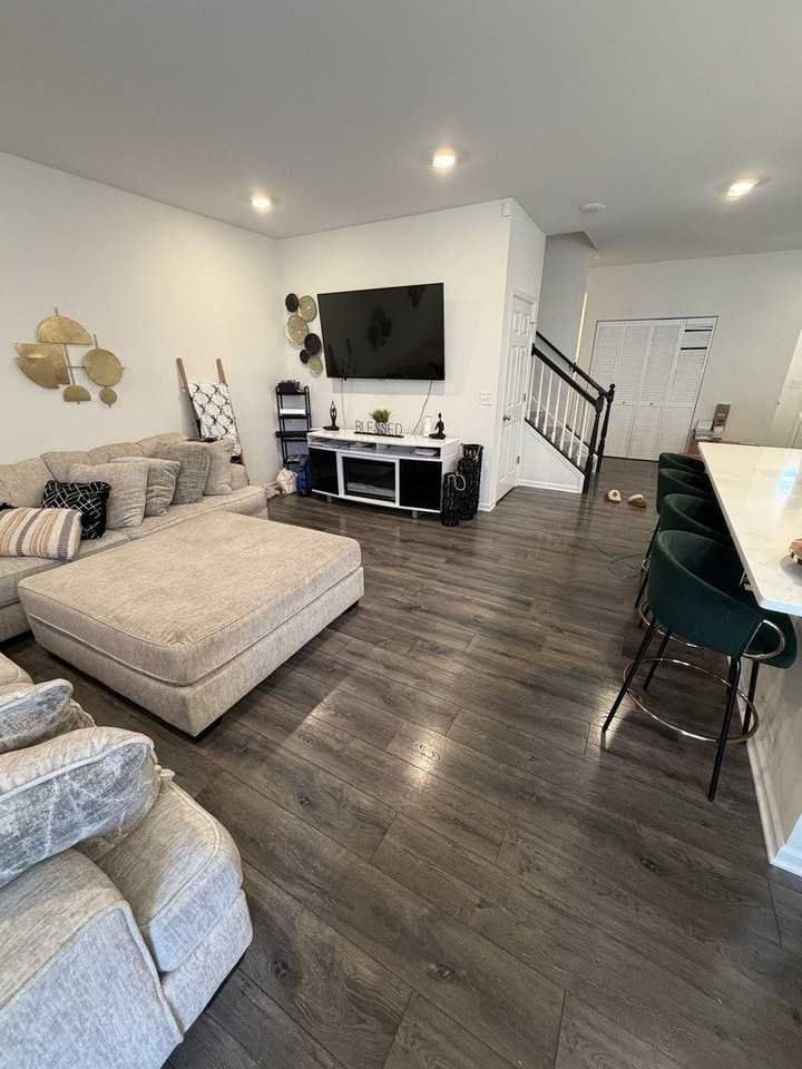 23538 W Bancroft Dr - Photo 7 of 13