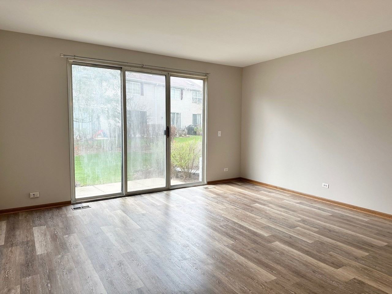 125 Capella Ct - Photo 6 of 19