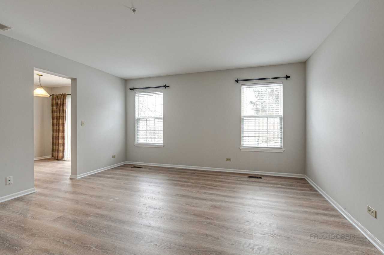 1291 Orleans Dr - Photo 6 of 27