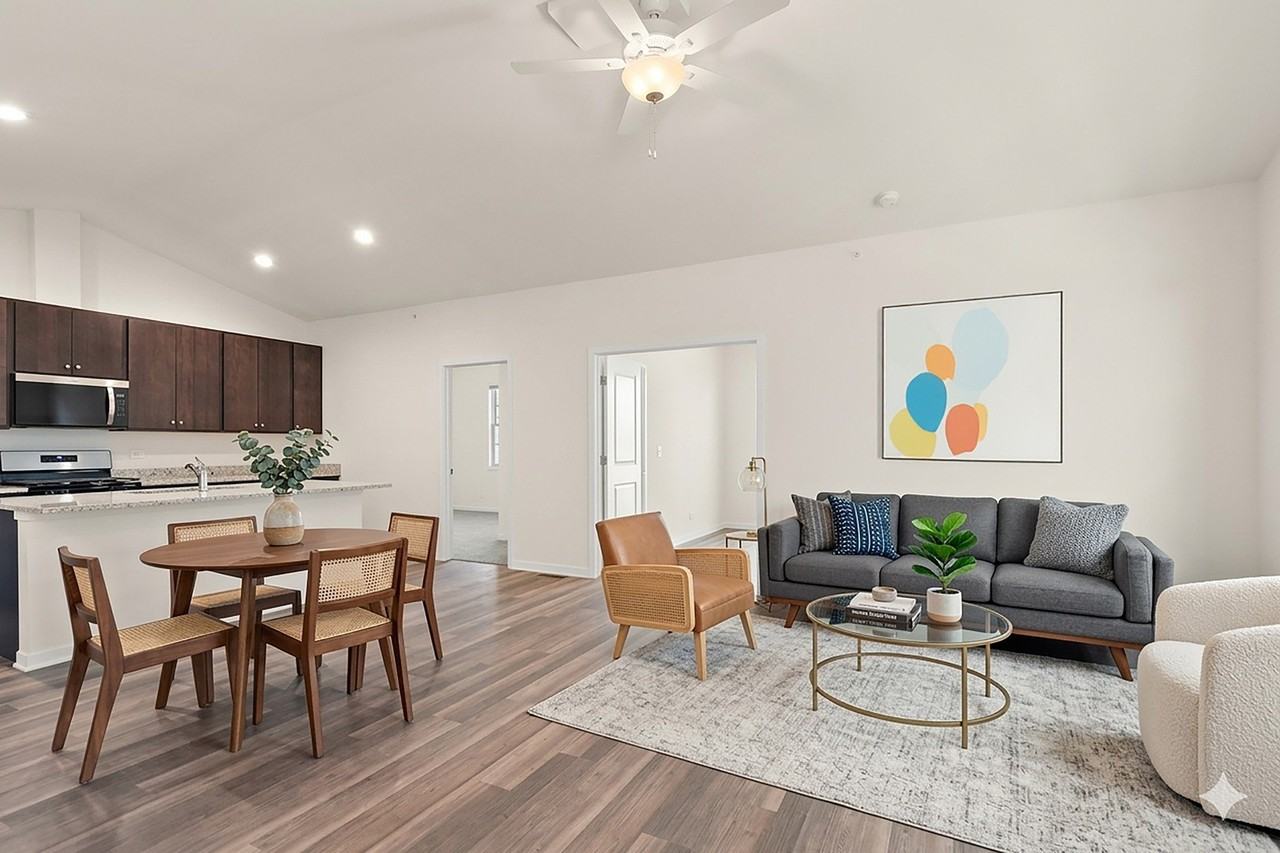 64 Olympus Dr - Photo 6 of 47