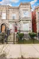 featured image of 3827 W Flournoy St #1