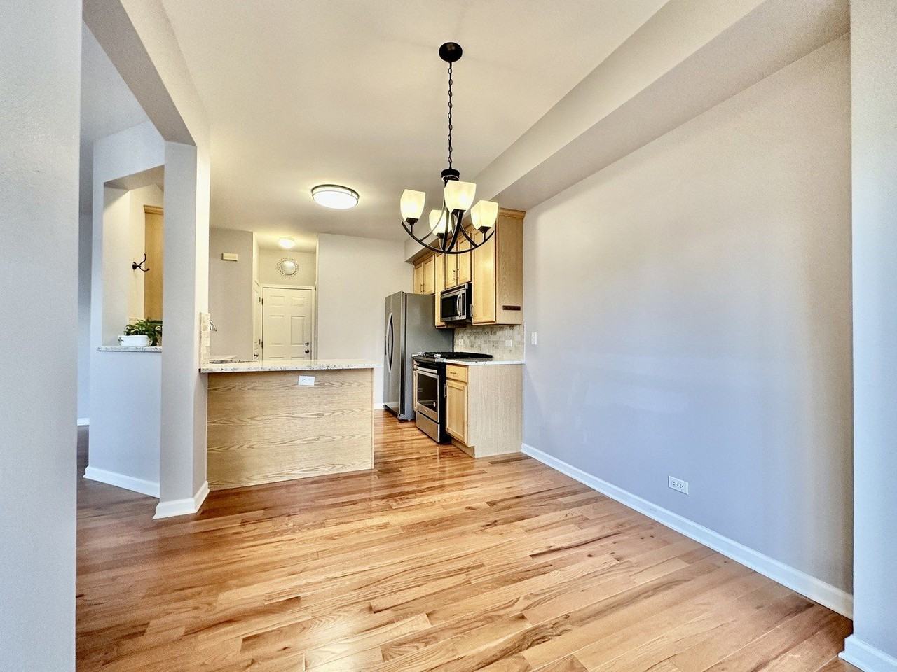 3329 Bromley Ln #3329 - Photo 7 of 24