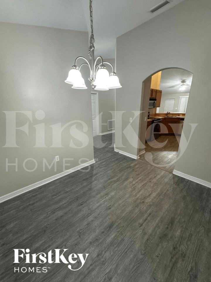 839 Mendoza Dr - Photo 3 of 13