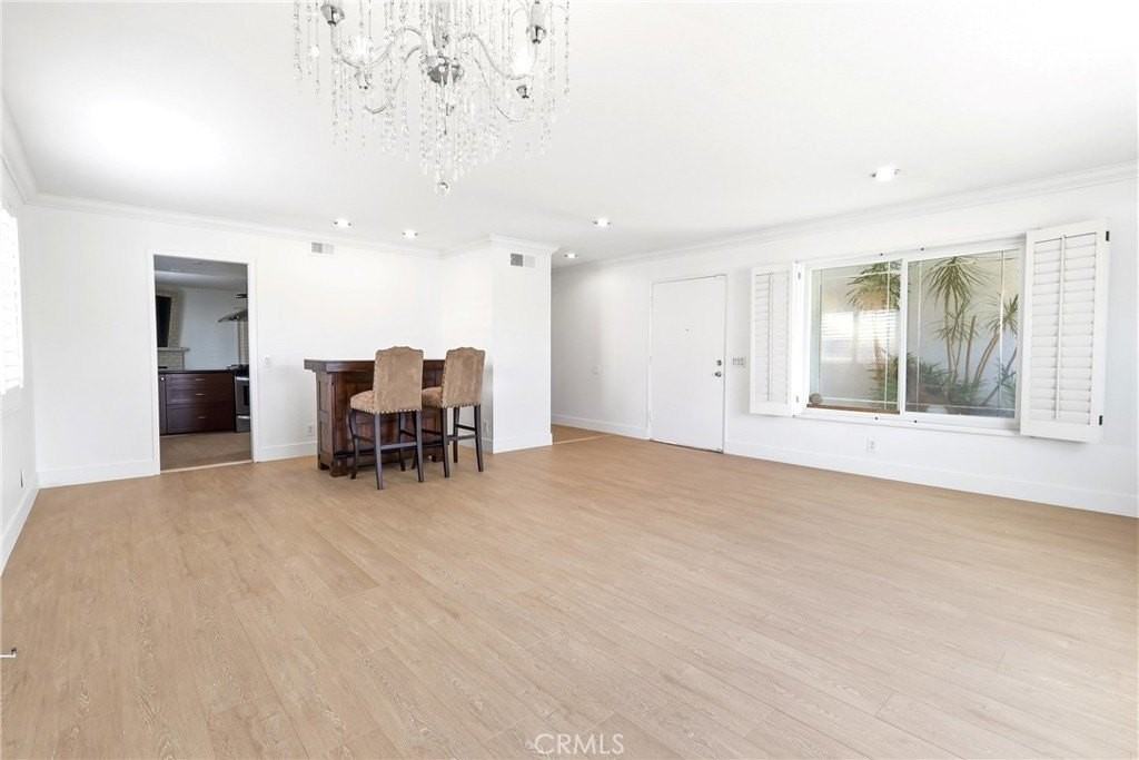 1339 Dahlia Cir - Photo 4 of 31