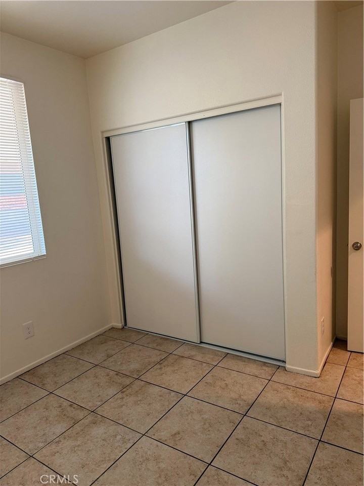 12429 Freeport Dr - Photo 5 of 21