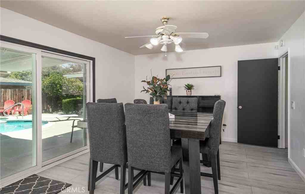 25050 Lawton Ave - Photo 7 of 12