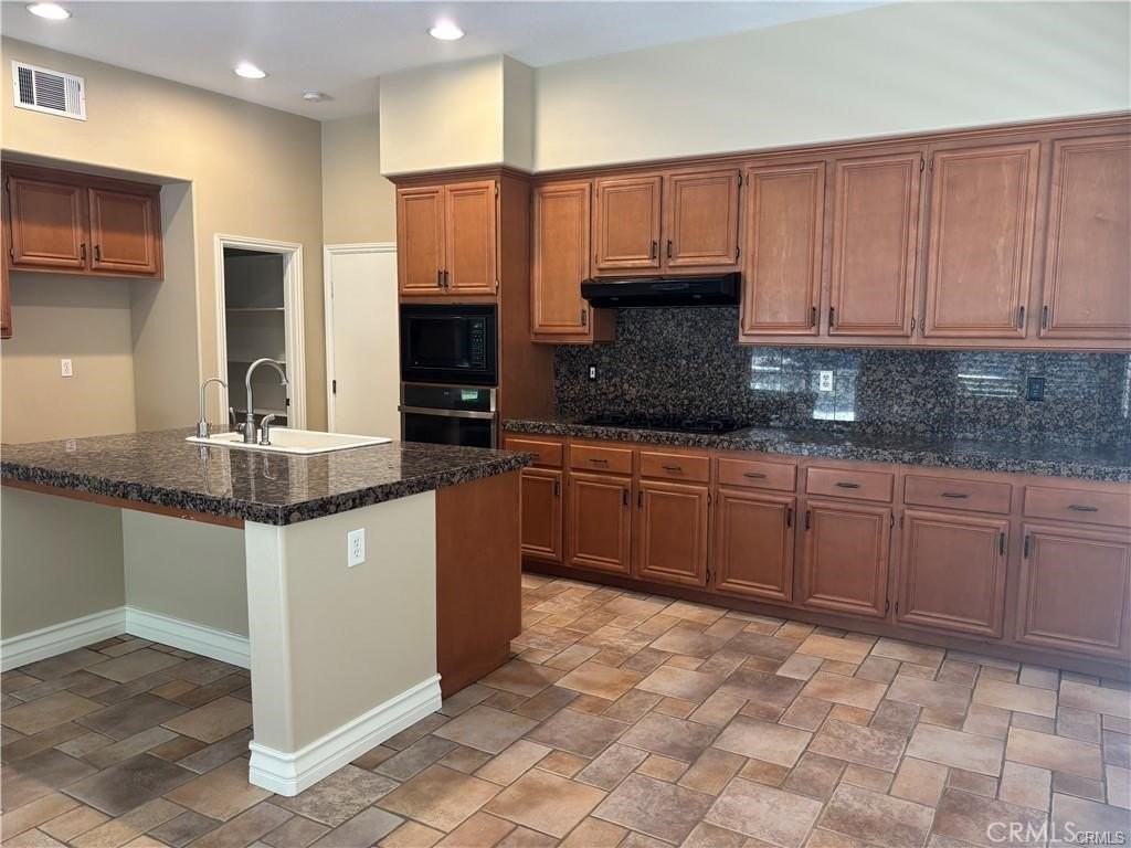 20 Berlamo - Photo 6 of 34