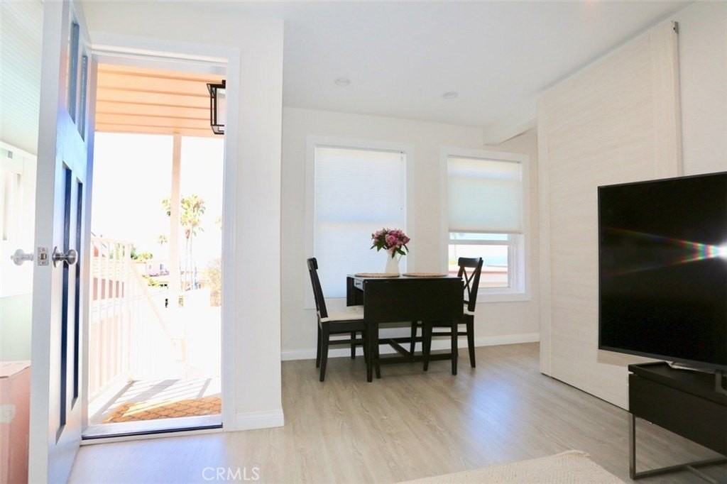 662 S Coast Hwy #C - Photo 6 of 21