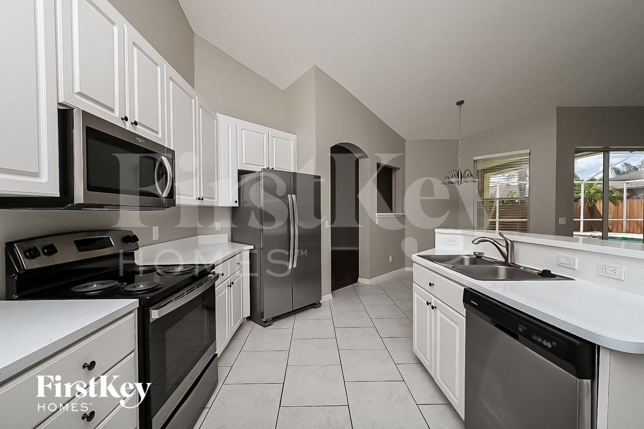 4318 Brooke Dr - Photo 5 of 15