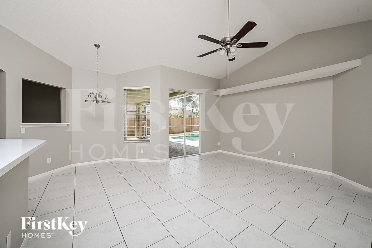 4318 Brooke Dr - Photo 6 of 15