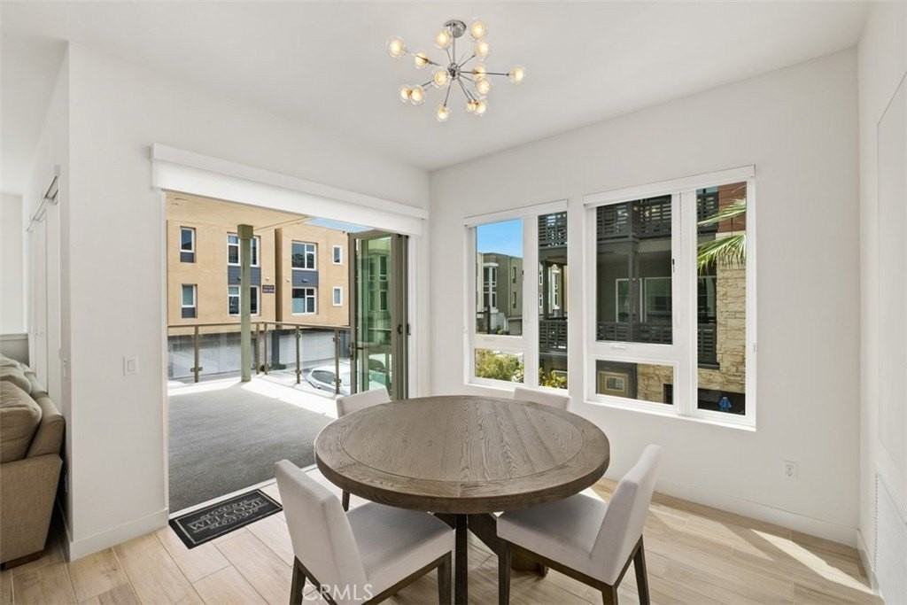 765 Doheny Way - Photo 6 of 22